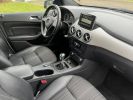 Mercedes Classe B Fascination II (W246) 180 1.6i 122cv Starlight Edition BLANC  - 9