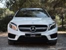 Mercedes Classe GLA MAGNIFIQUE MERCEDES GLA45 AMG X156 4MATIC 2.0 TURBO 381ch SPEEDSHIFT DCT VALEUR NEUF + DE 82ke PAS DE FAP CARPLAY CARBONE SIEGES + ECHAP. SPORT PERFOR BLANC  - 2