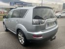 Mitsubishi Outlander 2.2 DID 177 4X4 7 Places Gris  - 3