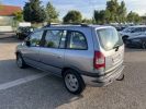 Opel Zafira 2.0 DTi 100ch Comfort Clim 7Places Attelage 1500€ sans garantie GRIS FONCE  - 9