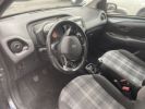 Peugeot 108 VTI 72 STYLE S&S 85G 5P Gris  - 6