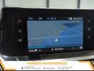 Peugeot 2008 1.2 puretech 130cv eat8 allure + camera de recul + navi Gris platinium  - 17