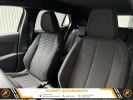 Peugeot 2008 1.2 puretech 130cv eat8 style + camera de recul + navi Gris platinium  - 11