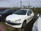 Peugeot 206 1.4 XR PRESENCE 5 portes     Essence BLANC  - 2