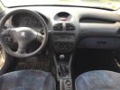 Peugeot 206 1.4 XR PRESENCE 5 portes     Essence BLANC  - 5