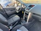 Peugeot 207 1.6 HDI92 FAP PREMIUM 5P Rouge  - 4