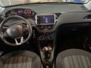 Peugeot 208 1.2 82CH ALLURE 5P Blanc  - 9