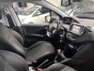 Peugeot 208 1.2 PURETECH 82CH ALLURE 5P Gris C  - 4