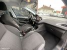 Peugeot 208 1.2 PURETECH 82CH STYLE 5P Gris  - 4