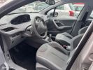 Peugeot 208 1.2 VTI URBAN SOUL 5P Gris  - 8