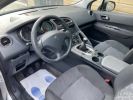 Peugeot 3008 1.6 hdi 112 fap allure Gris  - 3