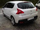 Peugeot 3008 Premium 1.6 HDi 16V 110ch FAP BMP6 BLUE LION     Diesel BLANC NACRE  - 13