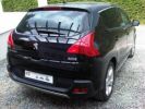 Peugeot 3008 Premium Pack 1.6 HDi 16V 110ch FAP BMP6 BLUE     Diesel NOIR PERLA  - 17