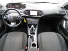 Peugeot 308 1.2 PURETECH 110CH STYLE 5P Gris Fonce  - 17