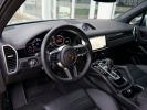 Porsche Cayenne (3) V6 3.0 E Hybrid - 1ère Main France - 996 €/mois - Révisé 08/2023 - Toit Pano, Roues AR Directrices, Susp. Pneumatique, Accès Confort, ... - Garant Gris Dolomite Métallisé  - 21