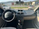 Renault Clio 3 1.2 75 CH Rouge  - 5