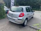 Renault Clio III 1.5 dCi 1461cm3 68cv  Gris Laqué  - 13