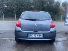 Renault Clio III 1.5 dCi 1461cm3 86cv  Gris Laqué  - 11