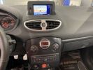 Renault Clio III 2.0 16V 203 Sport Cup PHASE 2 +GPL Blanc  - 11