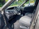 Renault Scenic III 1.5 dCi 1461cm3 110cv Gris Laqué  - 4