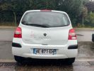 Renault Twingo II 1.2 16V 1149cm3 76cv Blanc Laqué  - 12