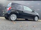 Renault Twingo II 1.2 75ch 16V Initiale Noir  - 6