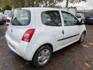 Renault Twingo II 1.2 LEV 16V 75CH ACCESS ECO² Inconn  - 4