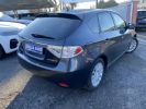 Subaru Impreza 2.0 AWD 4X4 Gris  - 2