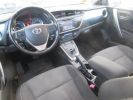 Toyota Auris Hybride 136h Dynamic Blanc  - 7