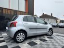 Toyota Yaris 87 VVT-I LUNA PACK 5P Gris  - 7