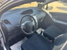 Toyota Yaris 90 D-4D 5P Gris Argent  - 5