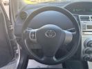 Toyota Yaris 90 D-4D 5P Gris Argent  - 8