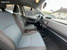 Toyota Yaris 90 D-4D ACTIVE 5P Gris  - 8