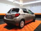 Toyota Yaris HSD 100H DYNAMIC 5P Beige  - 2