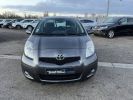 Toyota Yaris II 1.4 90ch D-4D 5Portes 5Places Clim GRIS  - 3