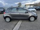 Toyota Yaris II 1.4 90ch D-4D 5Portes 5Places Clim GRIS  - 8