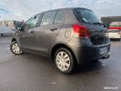 Toyota Yaris II phase 2 1.0 VVT-I 69 IN Gris  - 2