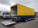 Trucks Renault D Box body + Lifting Tailboard NARROW 14.210dti euro 6 BLEU - JAUNE - 3