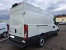 Utilitaire léger Iveco Daily Autre FOURGON 35S18 A8 L3 41000E HT Blanc - 2