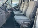 Utilitaire léger Renault Master Autre III COMBI L1H1 DCI 145 S-S 8 Places TPMR 1°main 18400 Km certifié Chariot électrique 400 kg Attelage Bluetooth TVA Apparente Garantie 6 mois Gris - 6