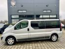 Utilitaire léger Renault Trafic Autre II Autobus/Autocar 2.0 dCi 90CH 9 places Gris Clair Métallisé - 1