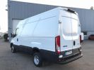Utilitaire léger Iveco Daily 35C13V12 Blanc - 5