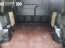 Vehiculo comercial Ford Transit Otro Courier 1.5TDCi TREND LICHTE VRACHT - RADIO CONNECT DAB Noir - 36