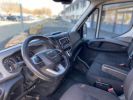 Vehiculo comercial Iveco Daily Otro VU S18 3.0D 175CH AGILE 31658.33HT Blanc - 9