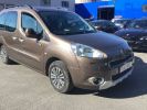 Vehiculo comercial Peugeot Partner Otro Tepee 1.6 HDI 92 CV STYLE / 2E MAIN / CLIM / DISTRI2024 / SUIVI FULL / GTIE 12 MOIS Brun Métallisé - 12