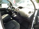 Vehiculo comercial Renault Kangoo Otro 1.2 TCe 115ch energy Générique Euro6 Blanc - 4