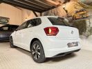 Volkswagen Polo 1.0 TSI 95 CV DSG Gris  - 4