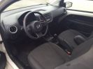 Volkswagen Up ! 1.0 60 cv 3p     Essence BLANCHE  - 4