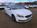 Volvo V60  D6 Twin Engine AWD Momentum Business Geartronic BLANC  - 1