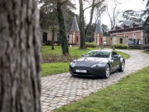 Aston Martin V8 Vantage ASTON MARTIN V8 VANTAGE 4.3 385CV - BOITE MANUELLE - 2EME MAIN - HISTORIQUE COMPLET ASTON MARTIN Vendu